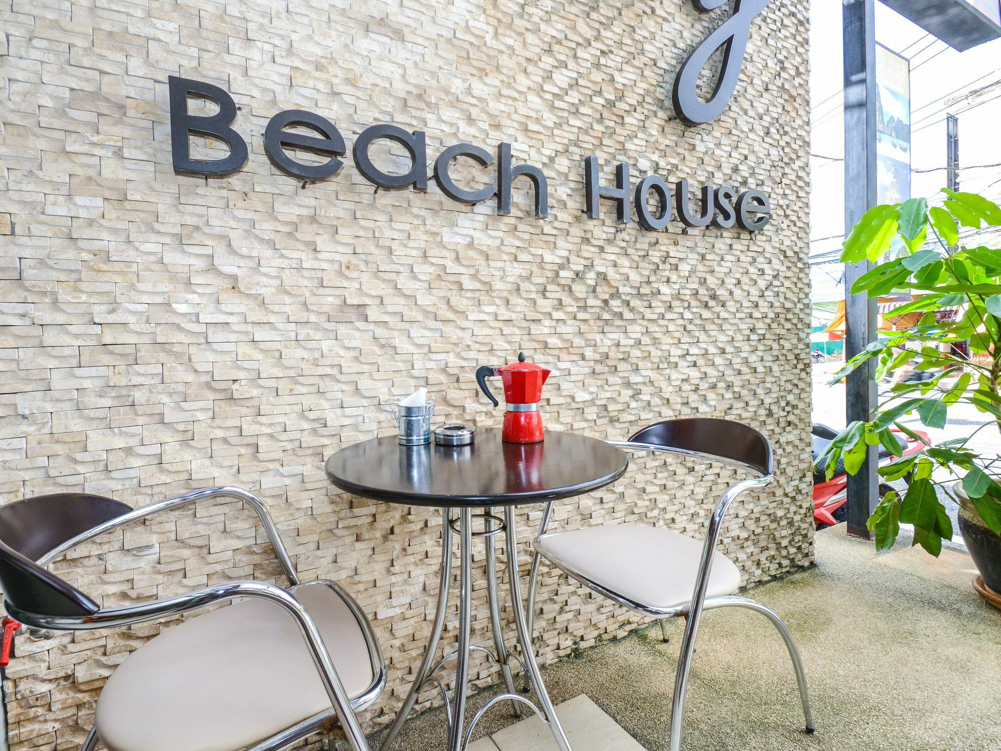 Enjoy'S Beach House & Cafe' Ban Karon Esterno foto