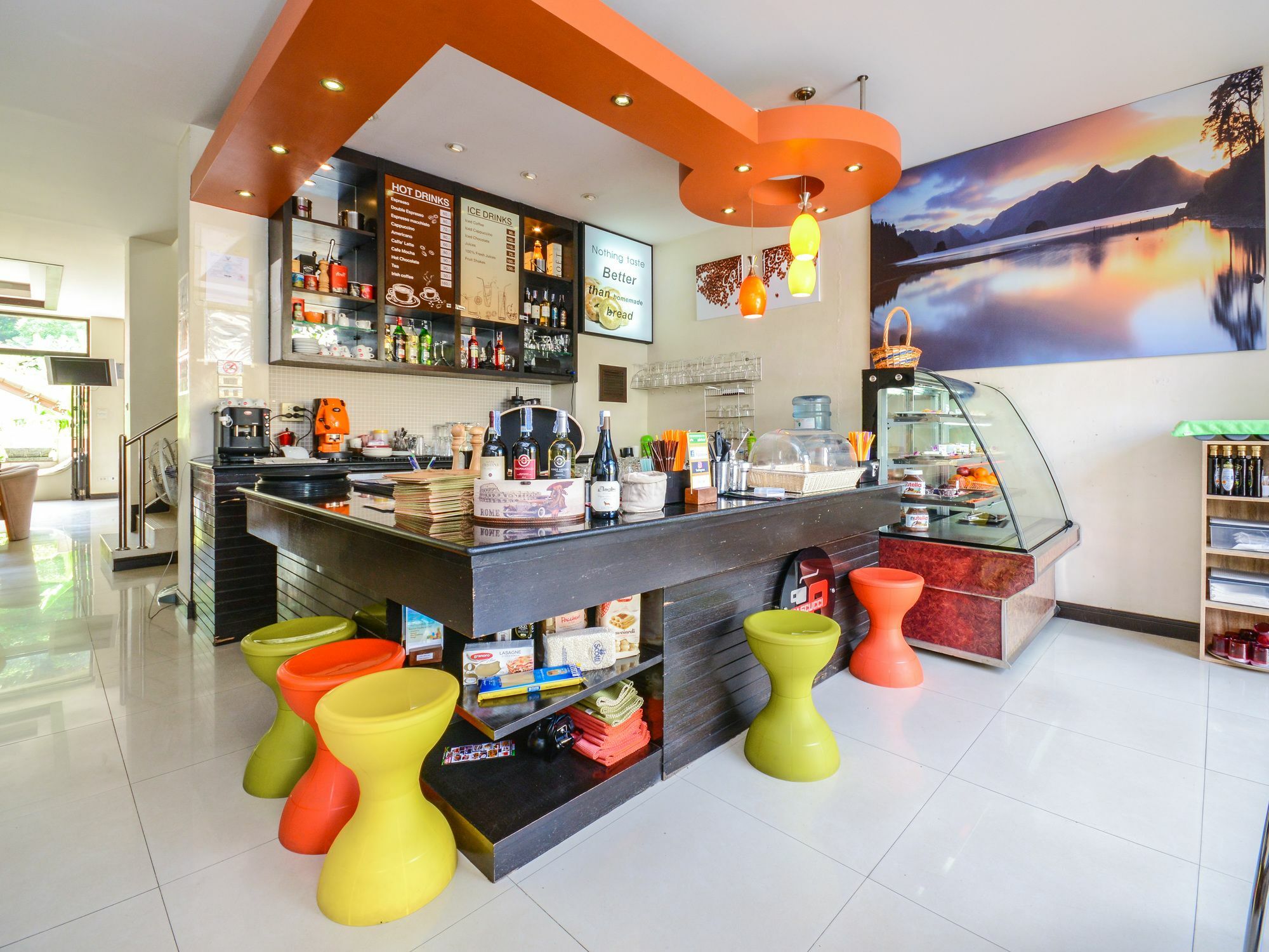 Enjoy'S Beach House & Cafe' Ban Karon Esterno foto